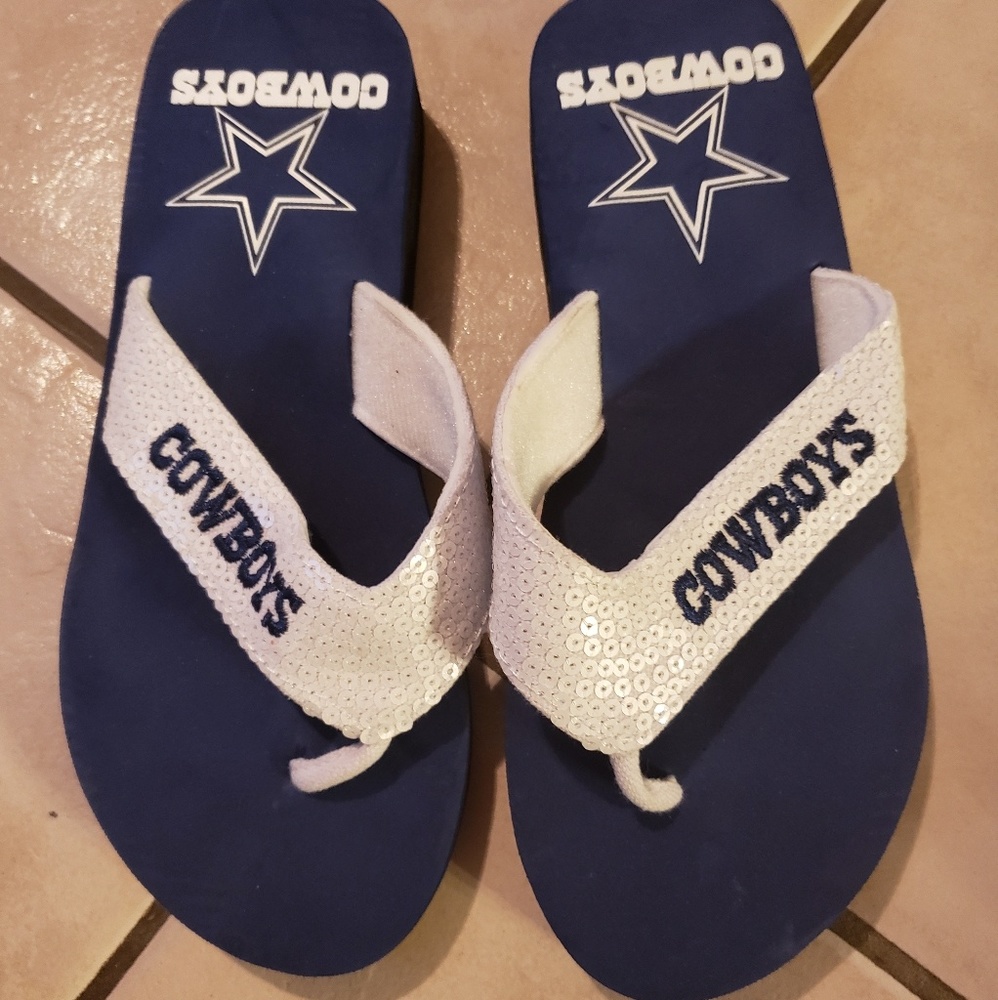 Women's shoes